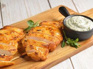 imagem do produto Filé de Frango Acebolado e C/ Queijo na Chapa completo