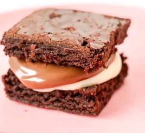 imagem do produto Brownie Recheado com Ninho e Nutella