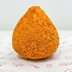 imagem do produto Coxinha de frango com catupiry ( acompanha maionese defumada ) 