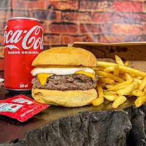 imagem do produto Batata + lata de refrigerante (combo)