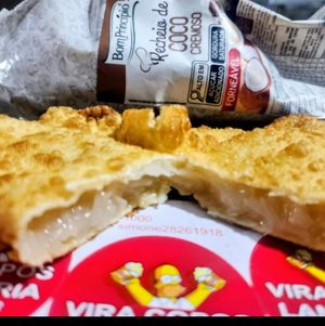 imagem do produto PASTEL MÉDIO DE CREME DE COCO