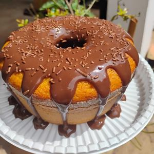 imagem do produto Bolo de cenoura com cobertura