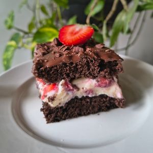 imagem do produto Bolo trufado de morango