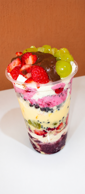 imagem do produto Copo de 770 ml com Açaí ou Sorvete e até 6 adicionais