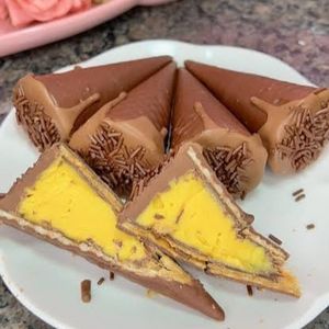 imagem do produto Cone trufado maracujá