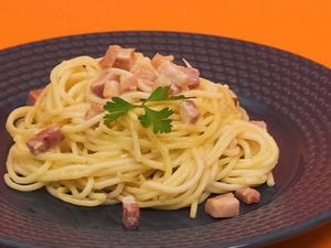 imagem do produto Macarrão Alho E Óleo Com Bacon