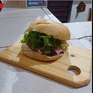 imagem do produto X-salada