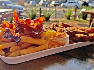 imagem do produto Peixe com fritas + bacon