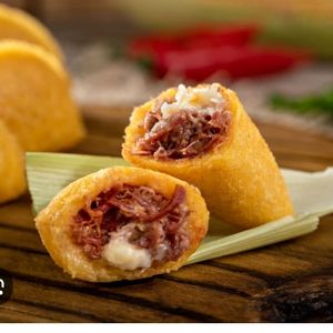 imagem do produto Pastel de Angu - und.