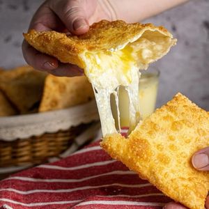 imagem do produto Pastel de carne com queijo 