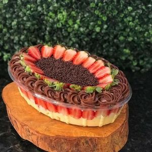 imagem do produto Bombom na travessa de morango 