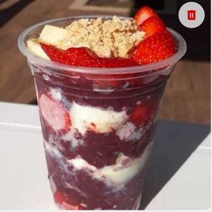 imagem do produto Açaí com morangos 500ml (pote)