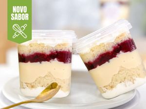 imagem do produto Bolo no Pote Leite Ninho & Morango - 200ml