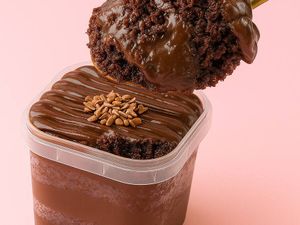 imagem do produto Bolo No Pote de Chocolate c/ Brigadeiro Cremoso (250g)
