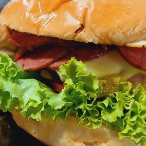 imagem do produto X-Calabresa Salada 