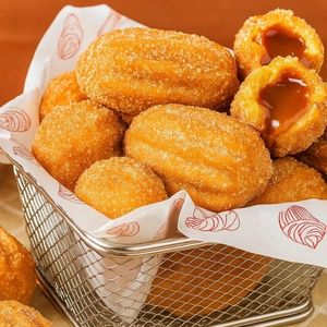 imagem do produto Caixa com 10 pop churros