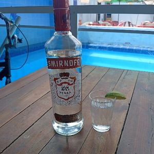 imagem do produto VODKA SMIRNOFF ( QUARTINHO )