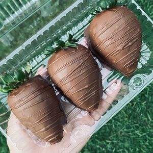 imagem do produto Bombom de morango ao leite 