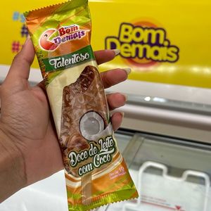 imagem do produto Picolé Talentoso - doce de leite com coco