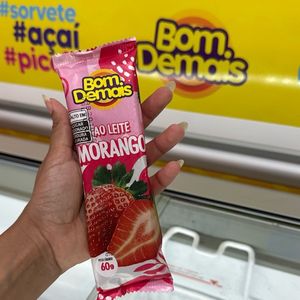 imagem do produto Picolé ao leite - morango