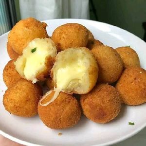 imagem do produto 10 unidades Bolinhas de Queijo