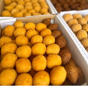 imagem do produto 100 Salgados mistos diversos