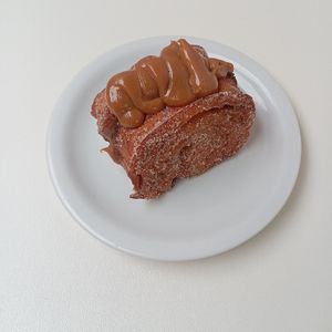 imagem do produto Kit com 5 rabanadas recheadas de doce de leite 