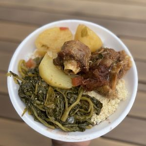 imagem do produto Rabada com batatas cozinhas e agrião 