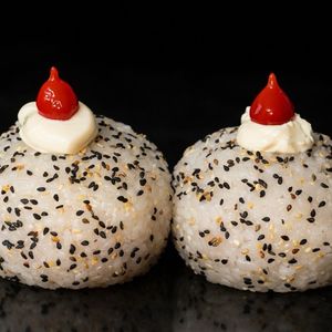 imagem do produto Onigiri Yoj (2 un.)