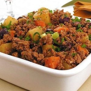 imagem do produto Carne moída com arroz e purê de batata