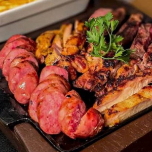 imagem do produto MISTÃO COMPLETO COM BANANA DA TERRA ( carne , calabresa e frango )
