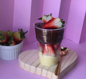 imagem do produto Copo de Morango 200ml