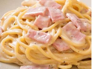 imagem do produto Macarrão queijo com presunto R$ 56,90 ( apartir 1100kg )