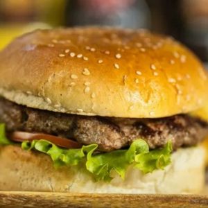 imagem do produto Hambúrguer com carne caseira 