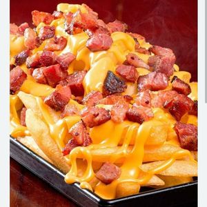 imagem do produto Batata com cheddar e bacon meia 
