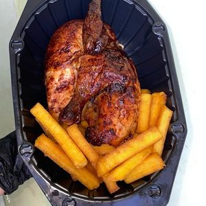 imagem do produto Meio frango assado c/polenta frita 