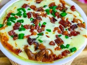 imagem do produto Marmita p/ 500g Batata recheada de estrogonofe de carne