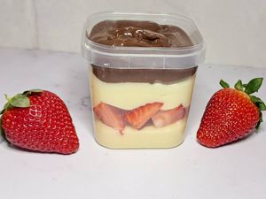 imagem do produto Bombom de Morango no Pote