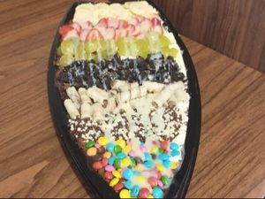 imagem do produto Barca de açaí, com Leite condensado + 5 complementos de seu gosto !