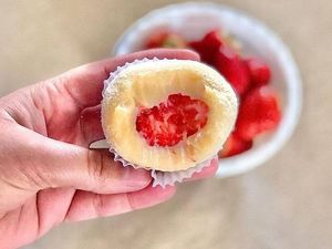 imagem do produto Coxinha de morango Ninho