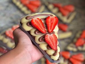 imagem do produto Fatia brownie morangotella