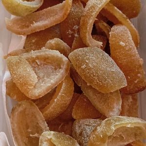 imagem do produto Casca de laranja em pétalas