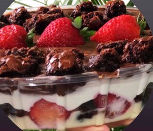 imagem do produto Morango com brownie 1 litro