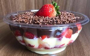 imagem do produto Bombom aberto Morango com Ganache 500 ml