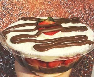 imagem do produto Bombom aberto  Morango com Nutella 500ml