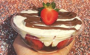 imagem do produto Bombom aberto  Morango com Nutella 250ml