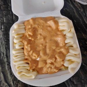 imagem do produto BATATA RECHEADA STROGONOFF DE FRANGO