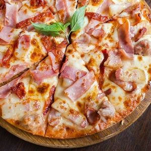 imagem do produto Pizza de presunto (Média) 8 fatias 