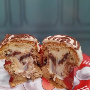 imagem do produto Mini Chocotone Recheado Ninho com Nutella 