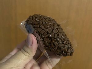 imagem do produto Coxinha de Morango e Brigadeiro com Granulado de Chocolate ao Leite